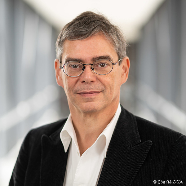 Porträt Foto Prof. Heinz von der Charité